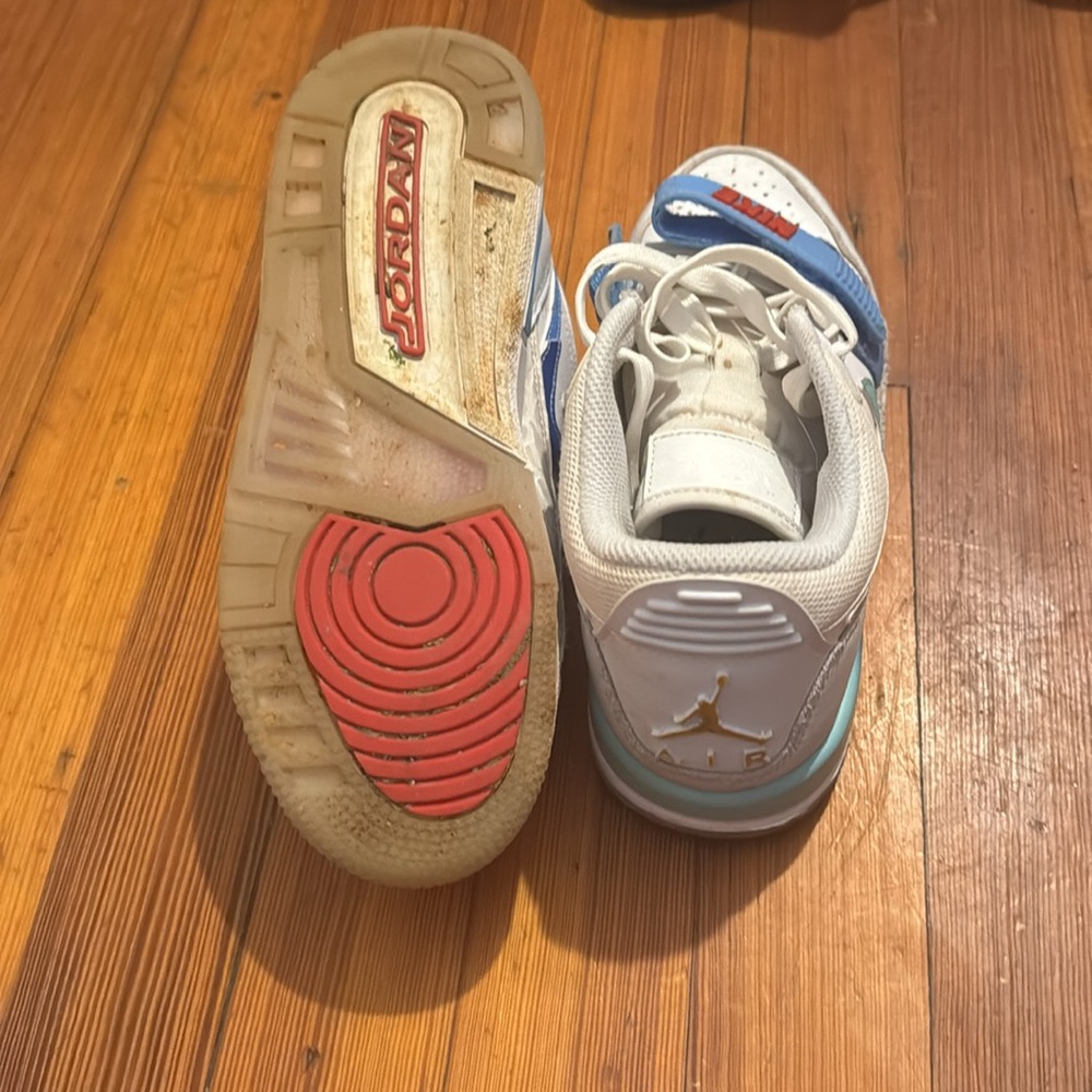 Jordan shoes - Picture 4 of 4